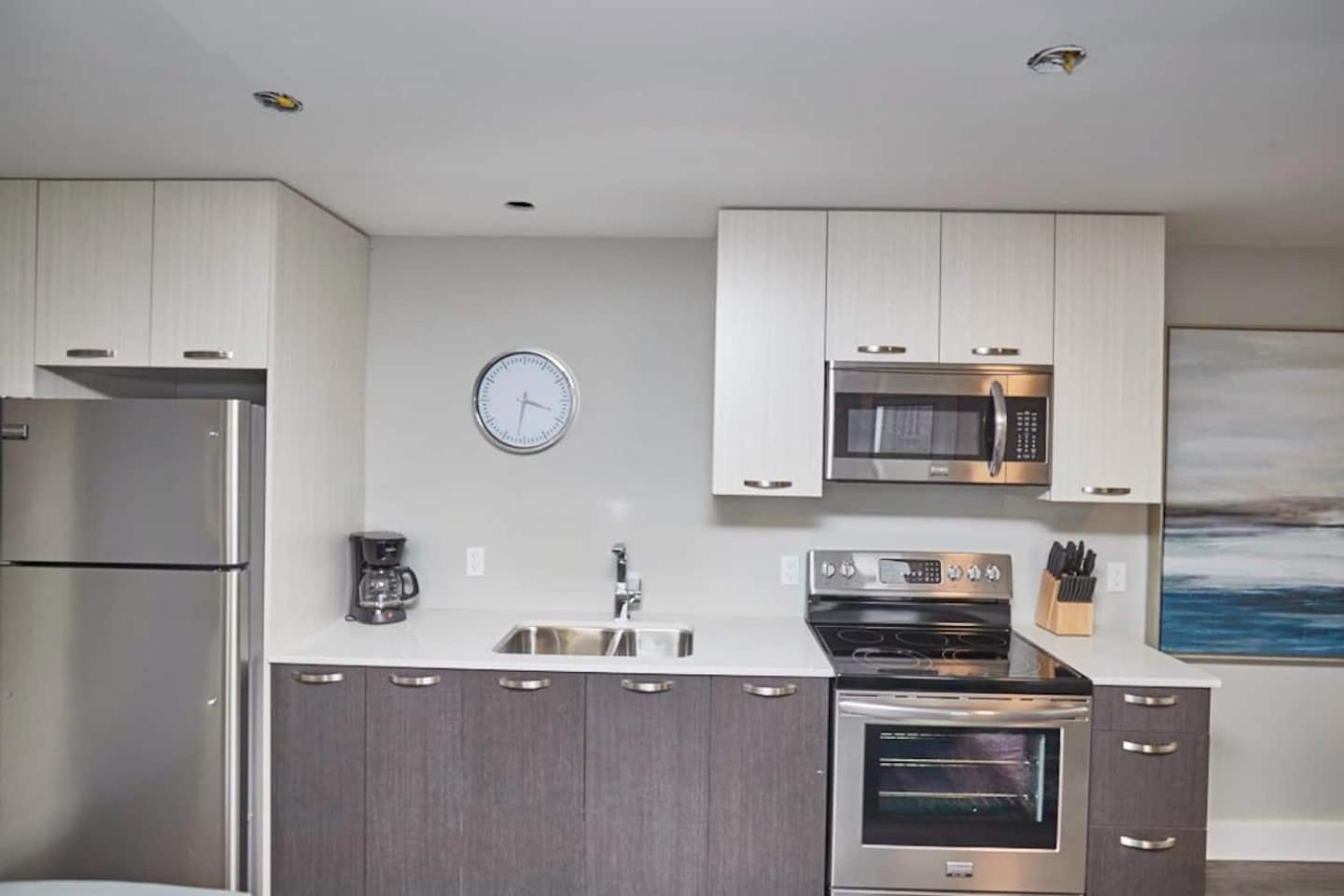 Clifton Hill Hideaway 2B -Two Bedroom Condo Niagara Falls Exteriör bild